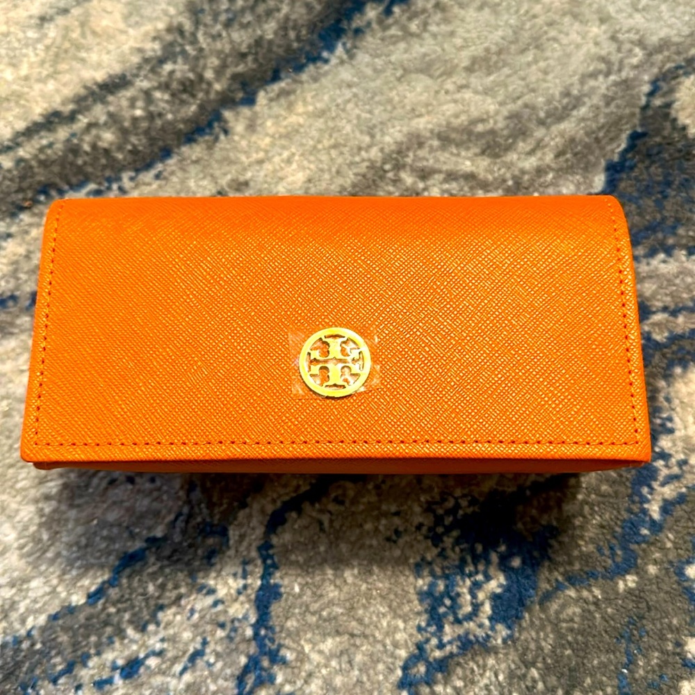 Tory Burch sunglasses case